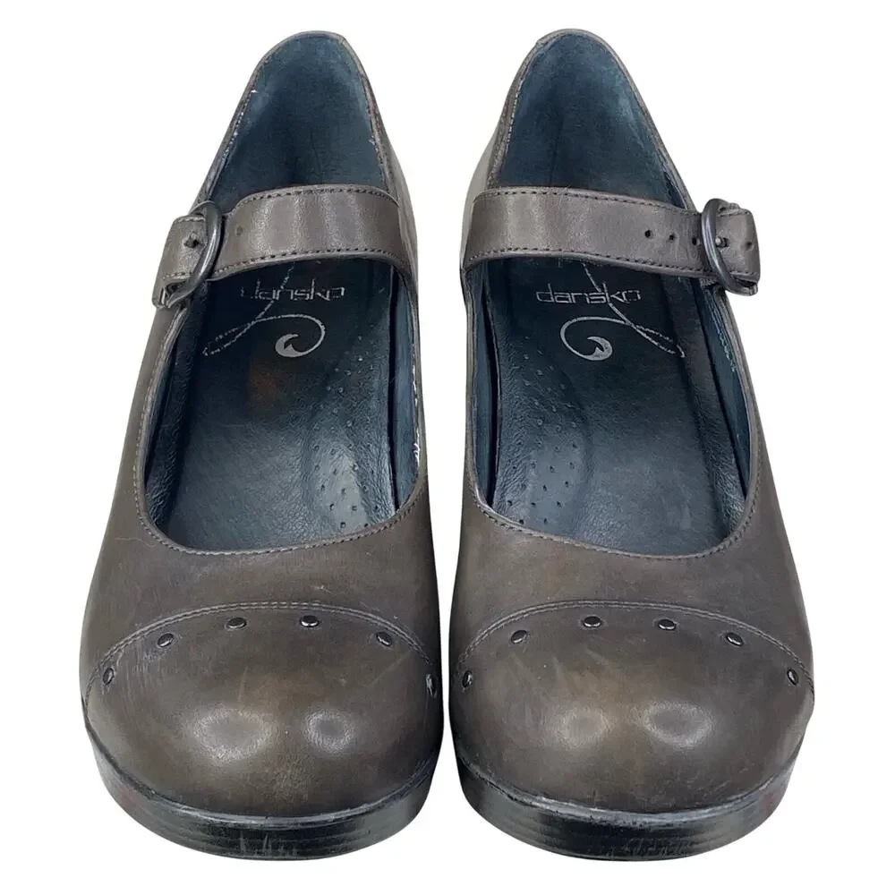 Dansko Women’s Fanny Brown Leather Studded Wedge Clog Size 39 US 8.5/9